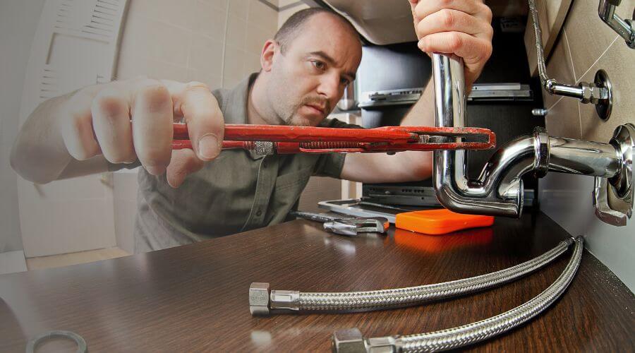 Expert burst pipe repair services in Lake City, KS